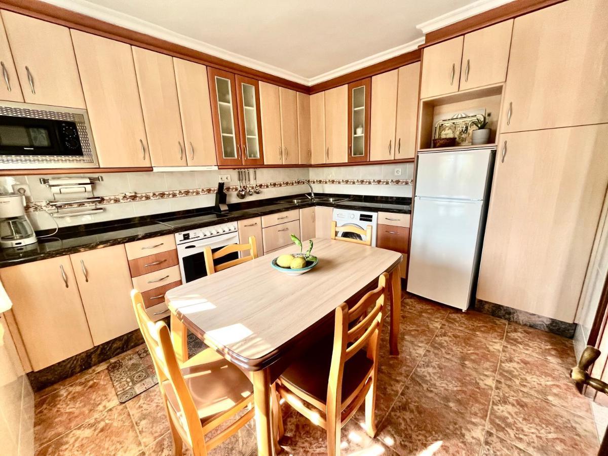 La Casa De La Buganvilla Gijón Esterno foto